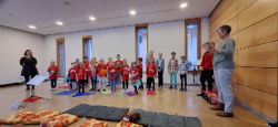 Kinderchor und Flötenkinder